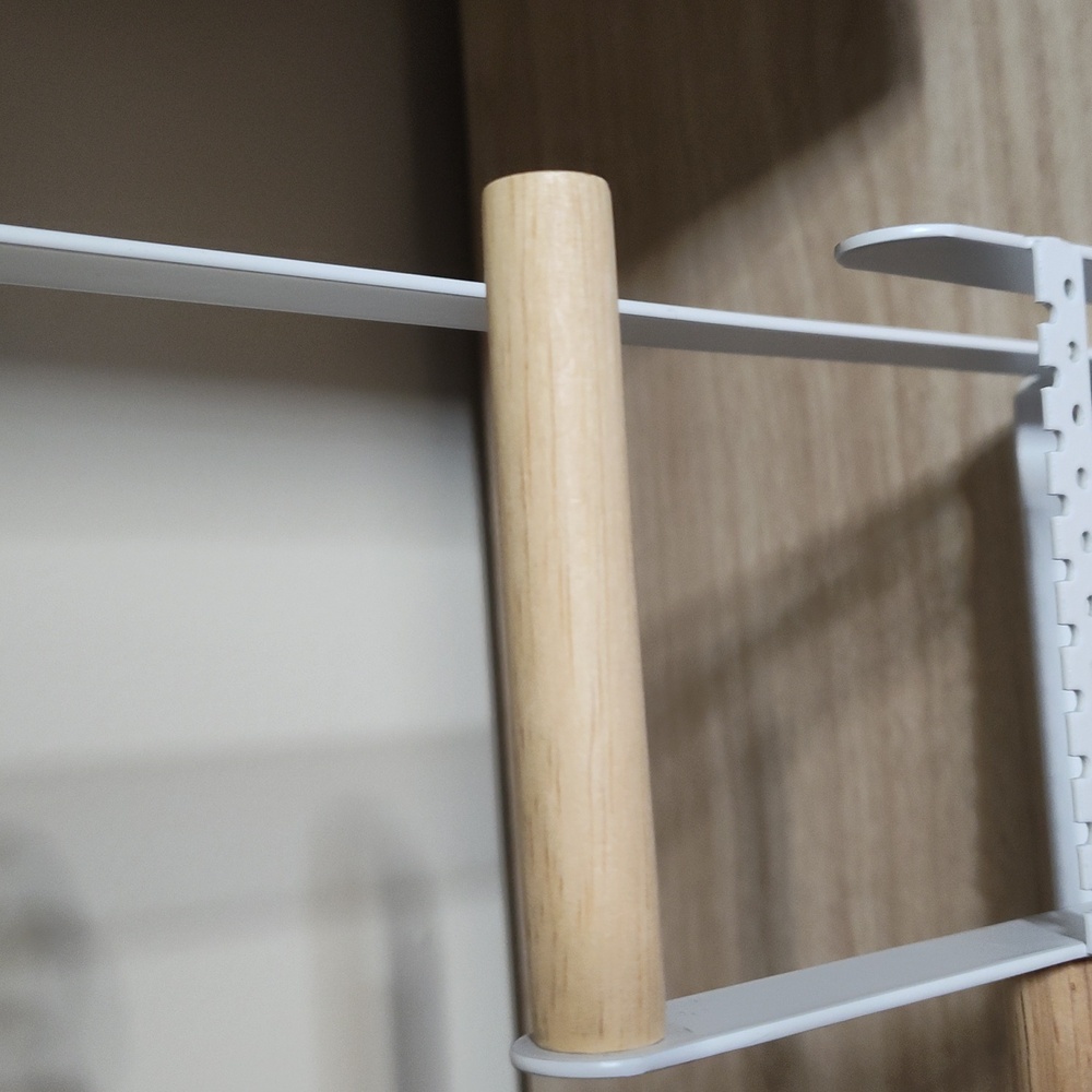 Elegant White and Wood Jewelry Stand - Picture 3 of 6